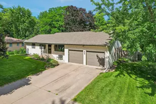 8727 Baltimore St NE, Blaine, MN 55449 - Photo 35