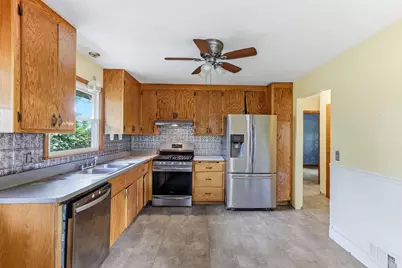 687 Dover Street NE, Fridley, MN 55432 - Photo 7
