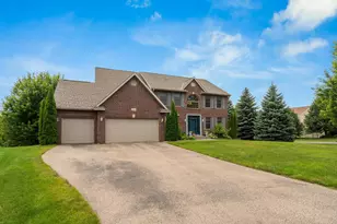 21061 Istria Ct, Lakeville, MN 55044 - Photo 3