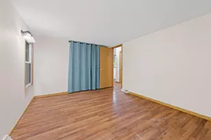 1331 4th St E, Saint Paul, MN 55106 - Photo 15