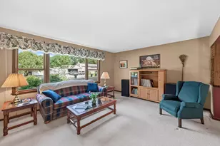 2818 1st St N, North Saint Paul, MN 55109 - Photo 5