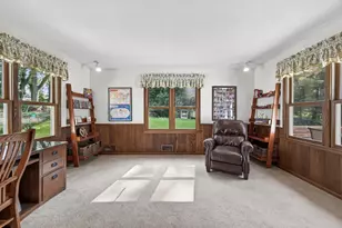 2818 1st St N, North Saint Paul, MN 55109 - Photo 15