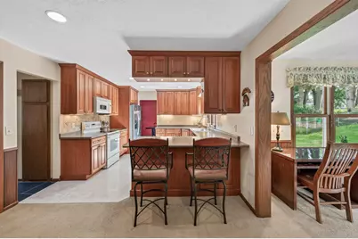 2818 1st Street N, North Saint Paul, MN 55109 - Photo 11