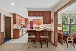 2818 1st St N, North Saint Paul, MN 55109 - Photo 11
