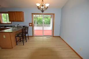 5756 Woodbridge Dr, Savage, MN 55378 - Photo 7