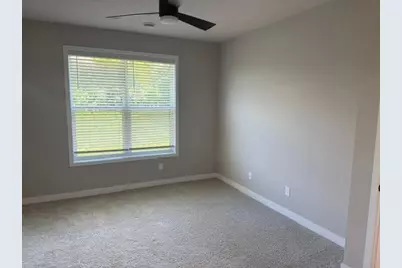5385 Robinwood Court, Chaska, MN 55318 - Photo 7