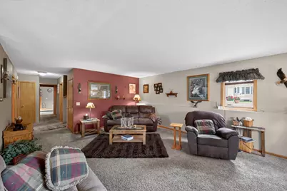 811 Broadway Avenue, Wabasha, MN 55981 - Photo 3