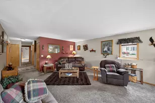 811 Broadway Ave, Wabasha, MN 55981 - Photo 3