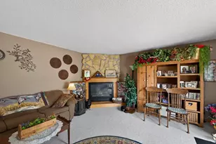 811 Broadway Ave, Wabasha, MN 55981 - Photo 19