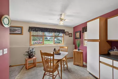 811 Broadway Avenue, Wabasha, MN 55981 - Photo 27