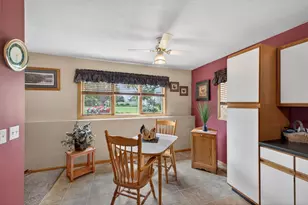 811 Broadway Ave, Wabasha, MN 55981 - Photo 27