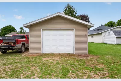 811 Broadway Avenue, Wabasha, MN 55981 - Photo 47
