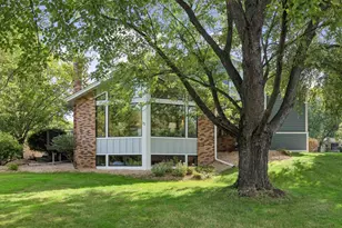 1728 Trail Rd, Mendota Heights, MN 55118 - Photo 5