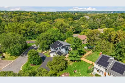 1728 Trail Road, Mendota Heights, MN 55118 - Photo 9