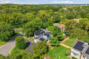 1728 Trail Rd, Mendota Heights, MN 55118 - Photo 9