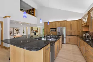 1728 Trail Rd, Mendota Heights, MN 55118 - Photo 25