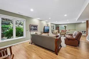 11975 Tiffany Ln, Eden Prairie, MN 55344 - Photo 35