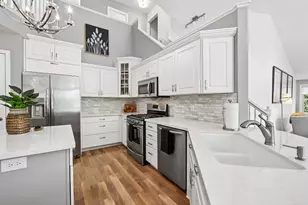 11975 Tiffany Ln, Eden Prairie, MN 55344 - Photo 17