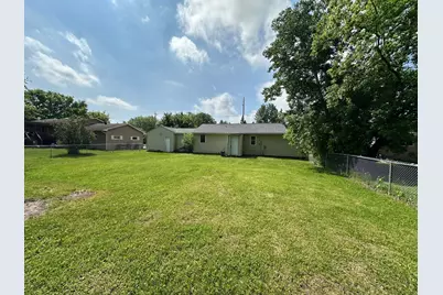 1205 Greenwood Street E, Thief River Falls, MN 56701 - Photo 11