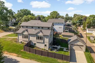 5845 York Ave S, Edina, MN 55410 - Photo 1