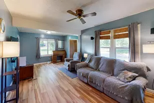 117 Ella Ave NE, Willmar, MN 56201 - Photo 9