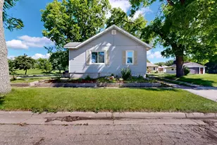 117 Ella Ave NE, Willmar, MN 56201 - Photo 33