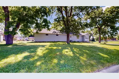 117 Ella Avenue NE, Willmar, MN 56201 - Photo 37