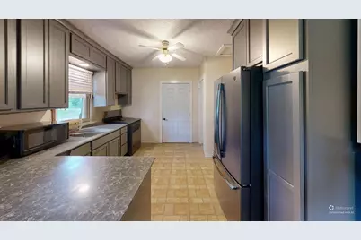 117 Ella Avenue NE, Willmar, MN 56201 - Photo 7