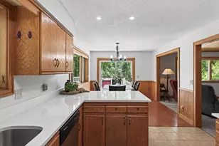23045 Plateau Dr, Lakeville, MN 55044 - Photo 13