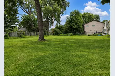 6424 50th Avenue N, Crystal, MN 55428 - Photo 7