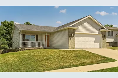 5867 Kingsbury Drive NW, Rochester, MN 55901 - Photo 1