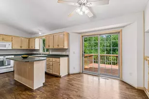 5023 Helena Rd N, Oakdale, MN 55128 - Photo 9