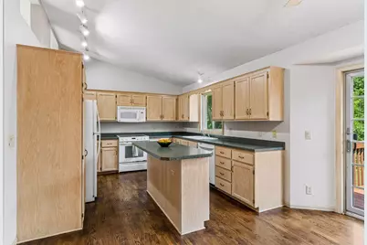 5023 Helena Road N, Oakdale, MN 55128 - Photo 47