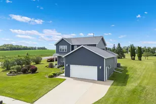 1102 Southern Hills Ln SW, Rochester, MN 55902 - Photo 31