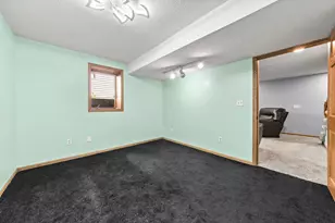500 Bohlken Dr, Hastings, MN 55033 - Photo 67