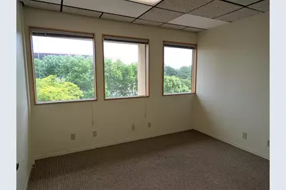 300 3rd Avenue SE, Rochester, MN 55904 - Photo 9
