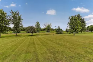 217 Whispering Hills Dr, Saint Charles, MN 55972 - Photo 35