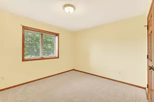 217 Whispering Hills Dr, Saint Charles, MN 55972 - Photo 15