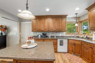 11990 380th Ave, Blue Earth, MN 56013 - Photo 7