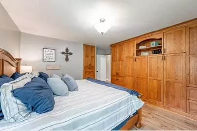 11990 380th Avenue, Blue Earth, MN 56013 - Photo 21