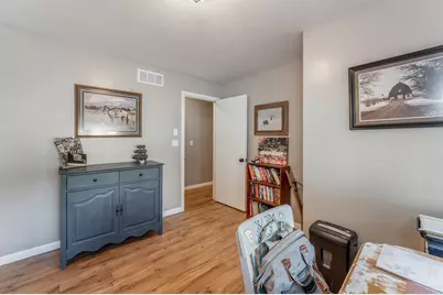 11990 380th Avenue, Blue Earth, MN 56013 - Photo 19