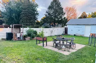 106 NE Oak St, Brownsdale, MN 55918 - Photo 3