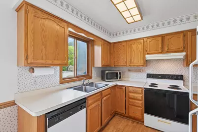 1113 Polk Street S, Shakopee, MN 55379 - Photo 13