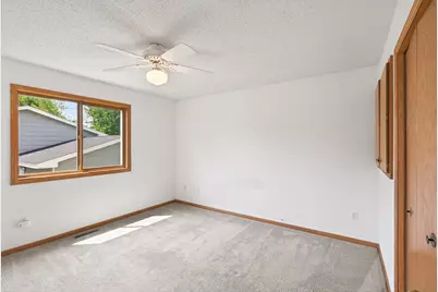 1113 Polk Street S, Shakopee, MN 55379 - Photo 15