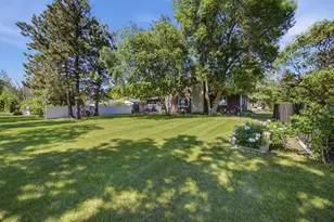2504 18th St S, Moorhead, MN 56560 - Photo 43