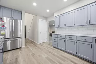2504 18th St S, Moorhead, MN 56560 - Photo 9