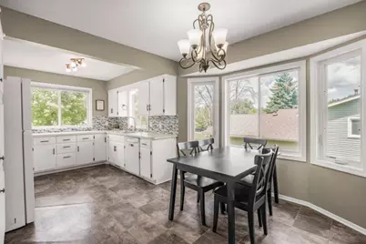 9162 Kirkwood Lane N, Maple Grove, MN 55369 - Photo 3