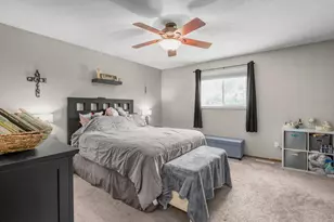 9162 Kirkwood Ln N, Maple Grove, MN 55369 - Photo 7