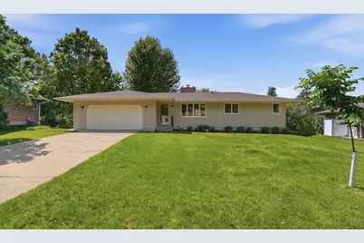 635 Iona Lane, Roseville, MN 55113 - Photo 3