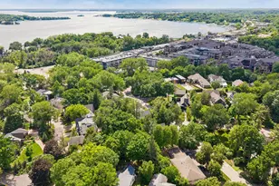 1058 E Circle Dr, Wayzata, MN 55391 - Photo 43